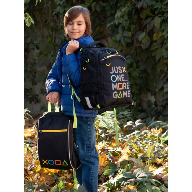 Рюкзак школьный с мешком Grizzly RB-258-21 черный-салатовый - фото №25