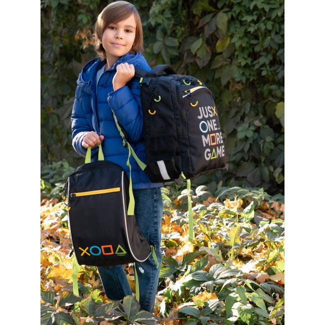 Рюкзак школьный с мешком Grizzly RB-258-21 черный-салатовый - фото №26