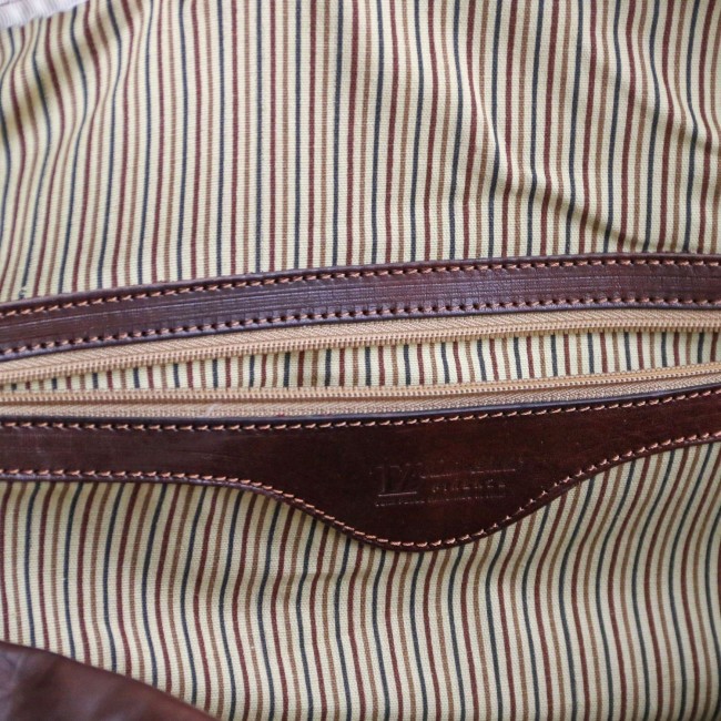 Дорожная кожаная сумка Tuscany Leather Voyager с пряжками малый размер TL141249 Коричневый - фото №7
