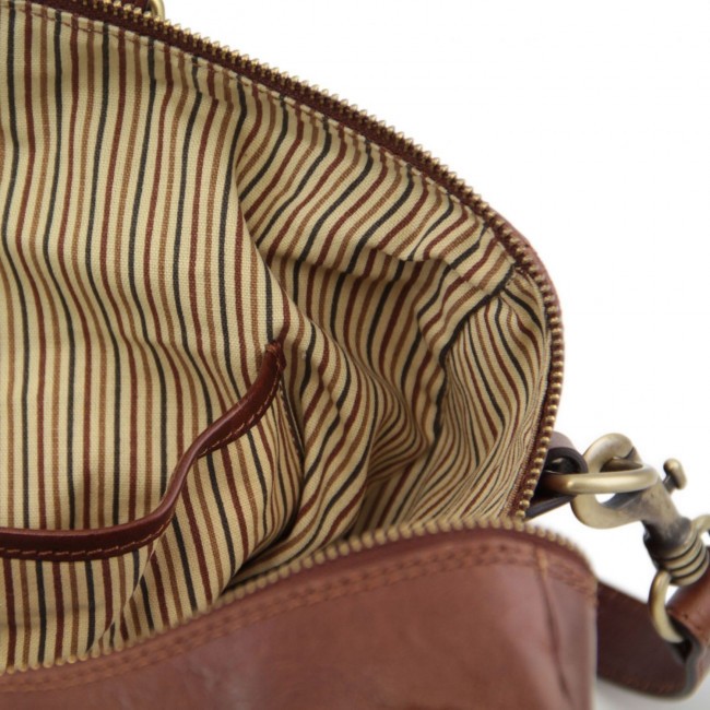 Дорожная кожаная сумка Tuscany Leather Voyager даффл  малый размер TL141216 Темно-коричневый - фото №4